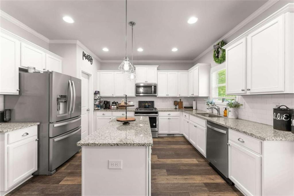 4005 Windsor Trail