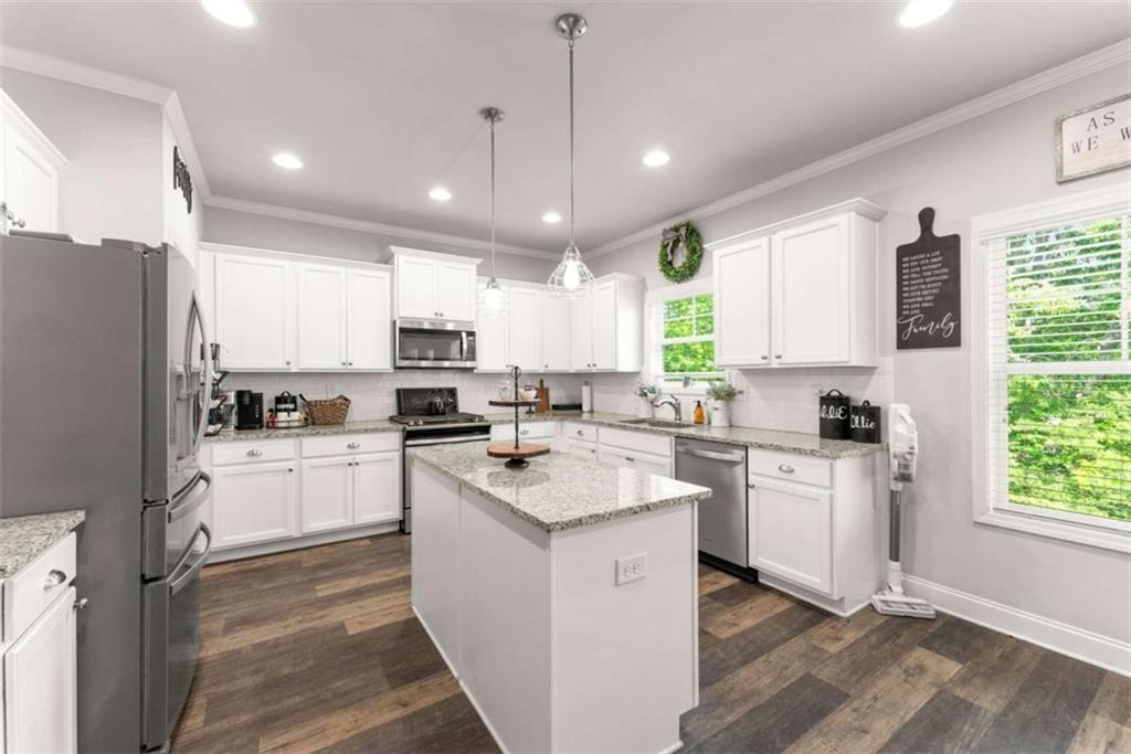 4005 Windsor Trail
