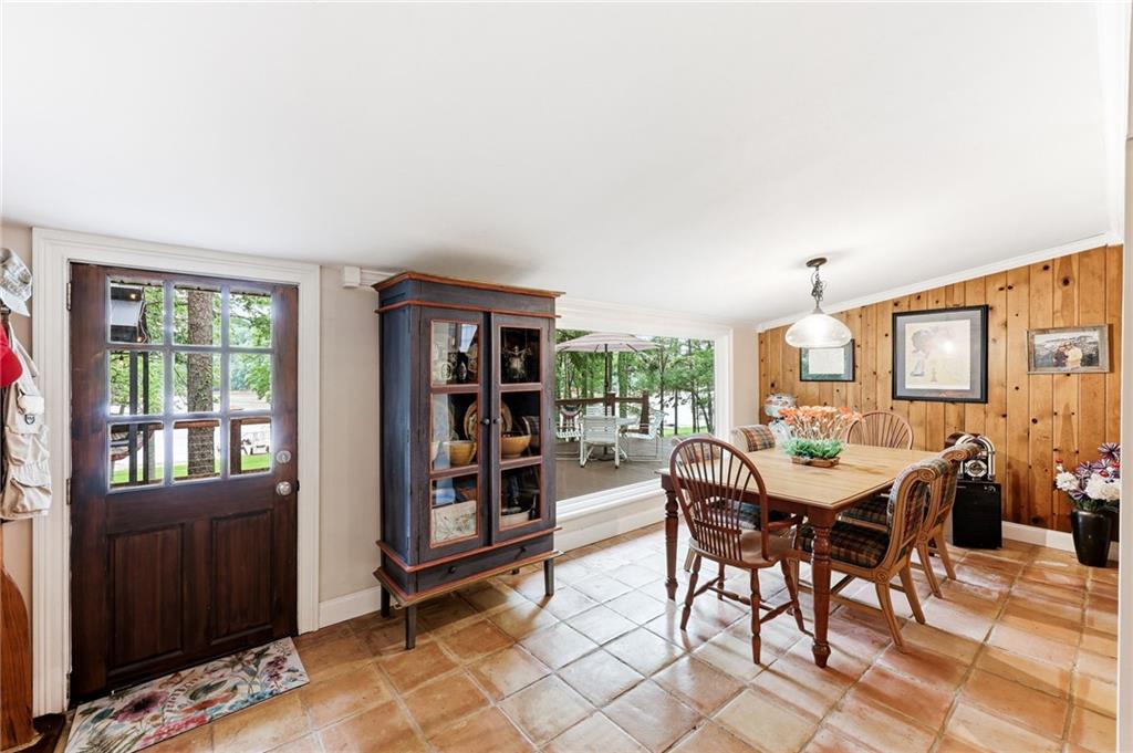 7726 Sourwood Lane