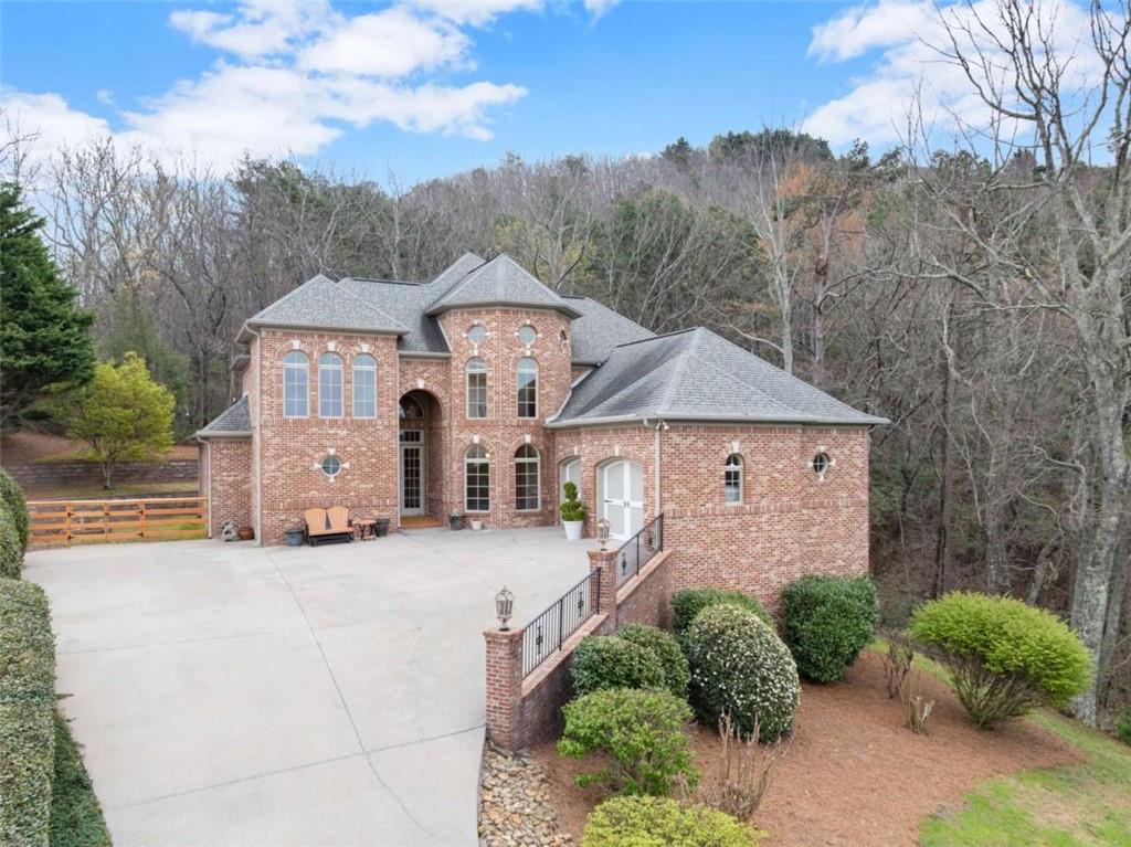 777 Oak Pointe Drive