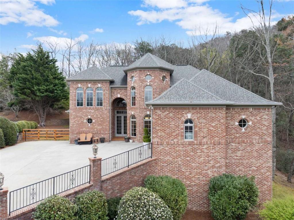 777 Oak Pointe Drive