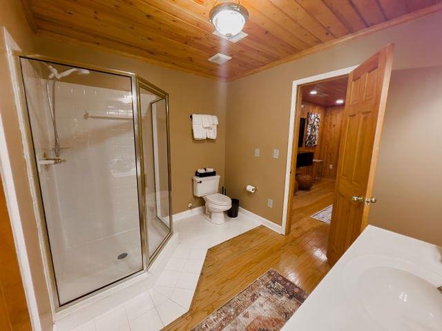 893 Hooper Road