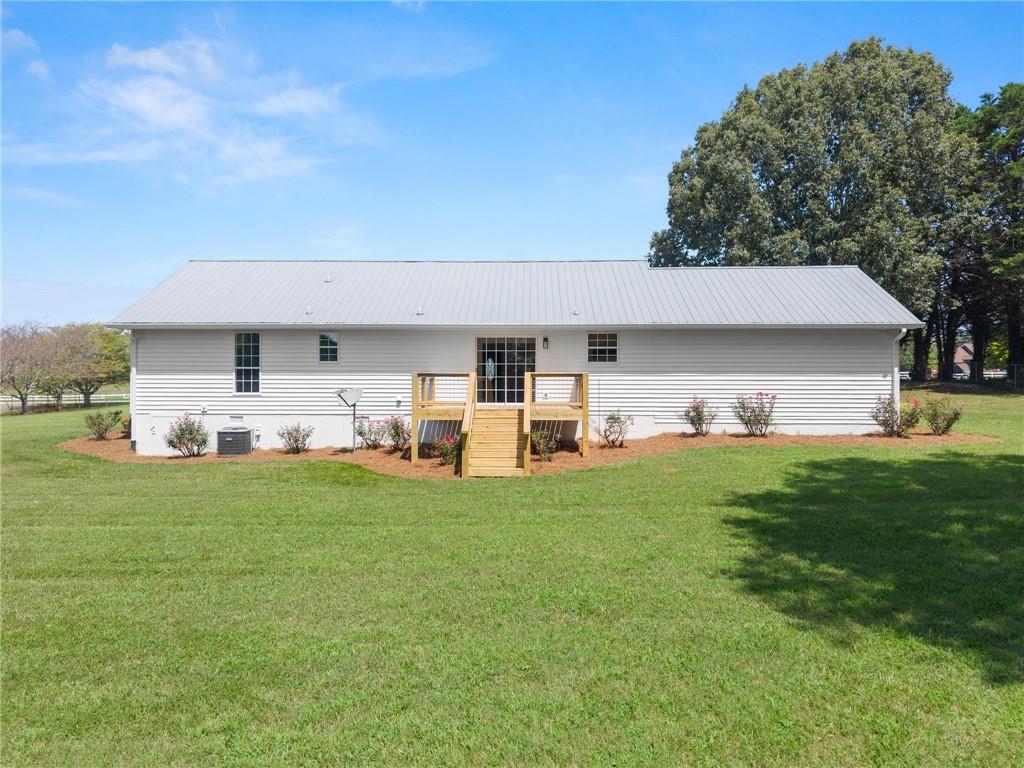 5820 Steve Black Road