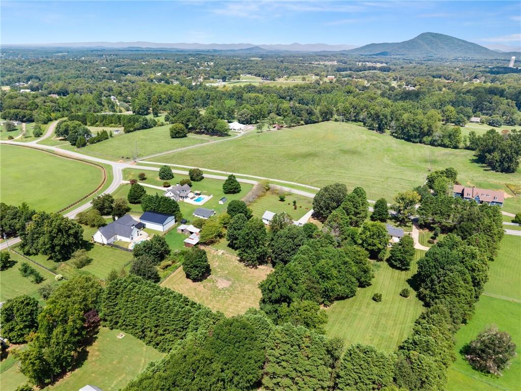 5820 Steve Black Road