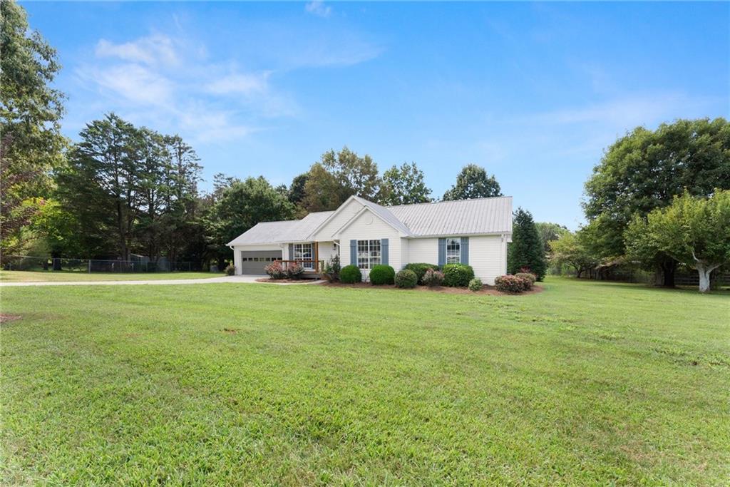 5820 Steve Black Road
