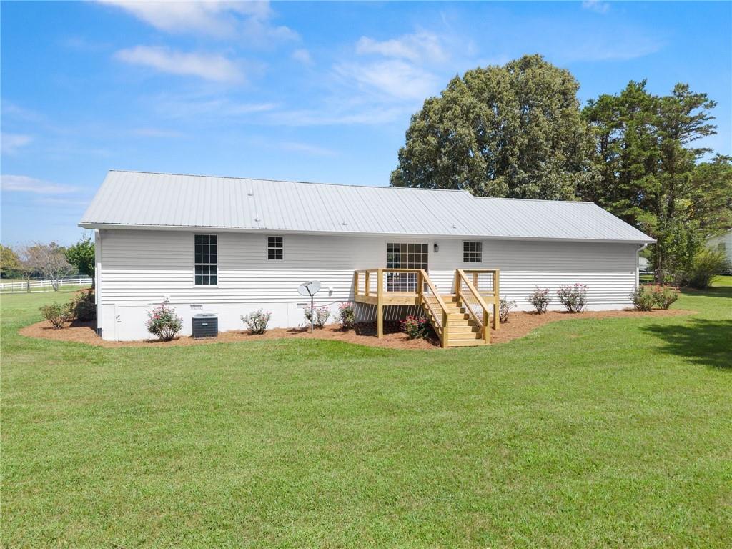 5820 Steve Black Road