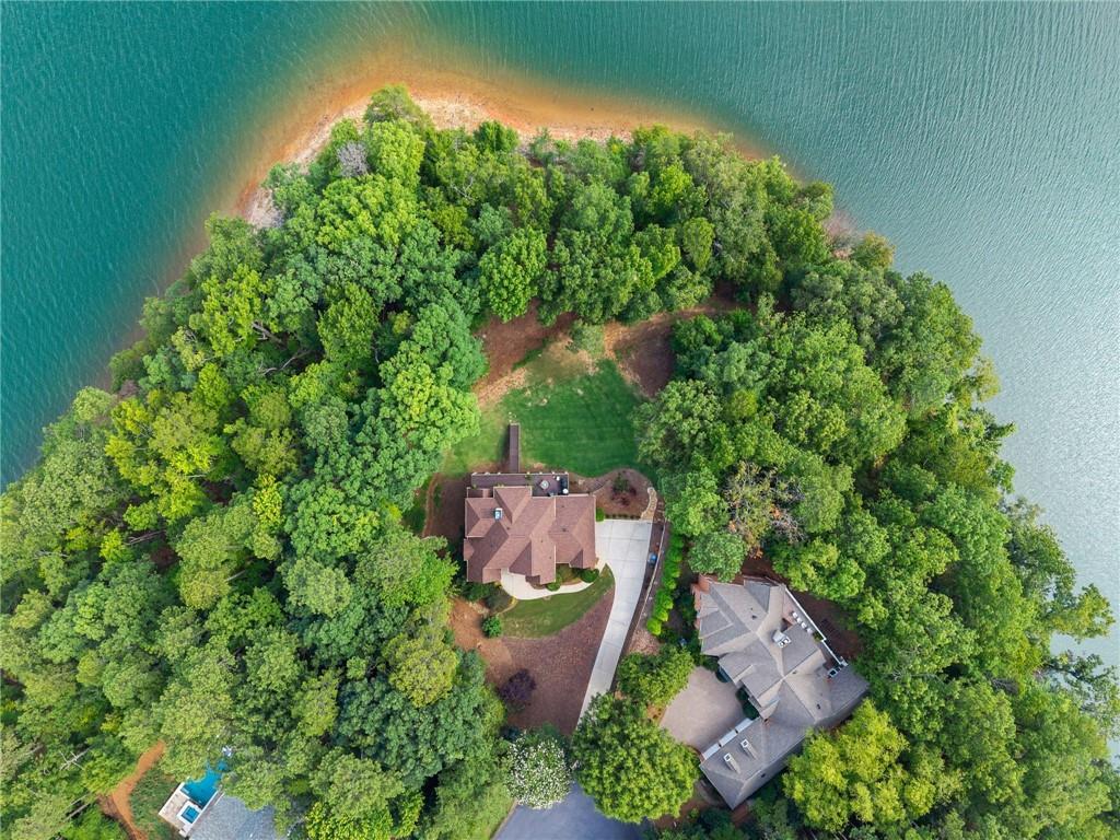 2819 NE Point Overlook