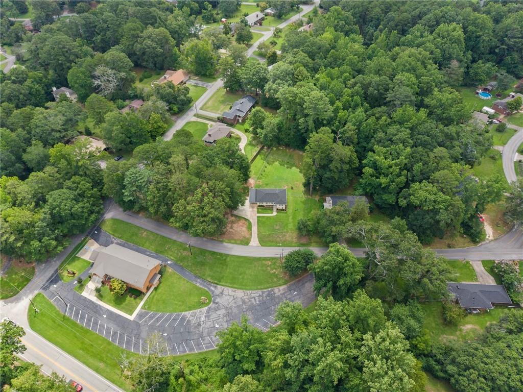 47 Cherokee Boulevard