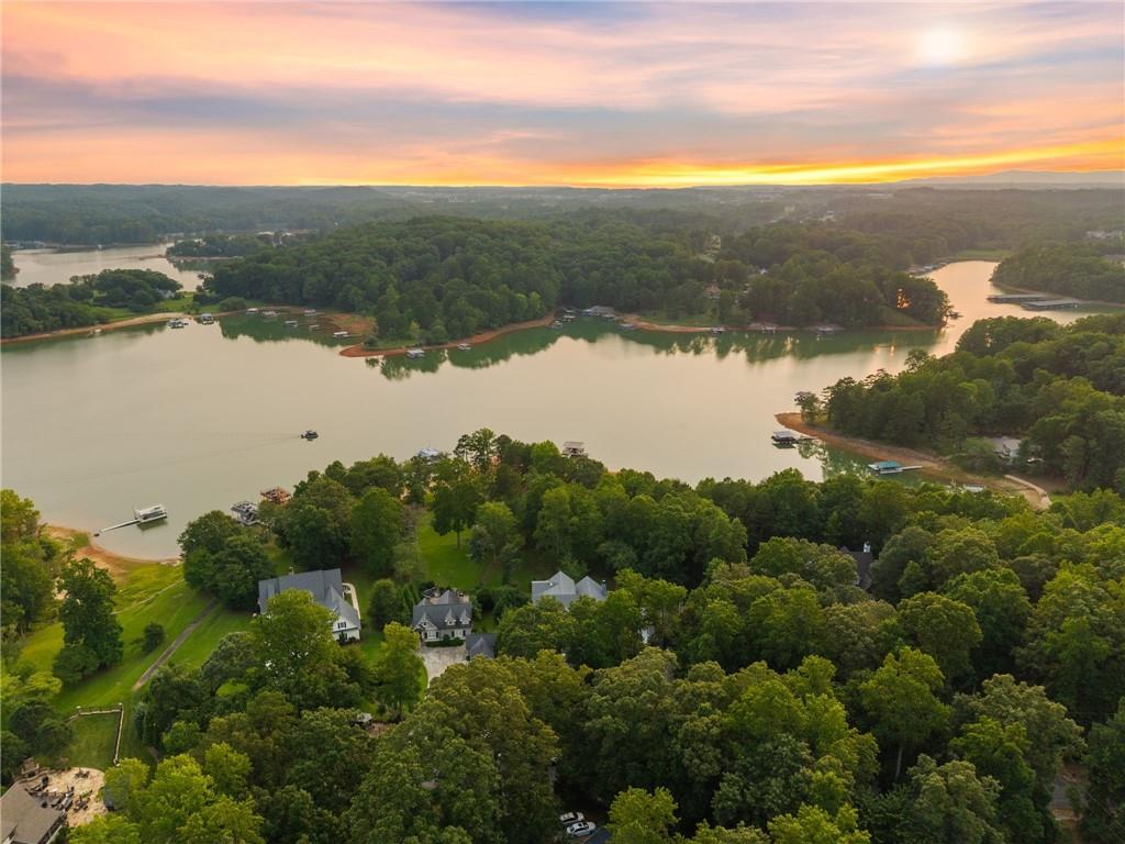 69 Winterhawk Cove