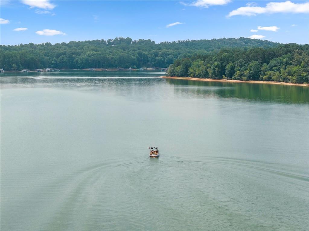 69 Winterhawk Cove