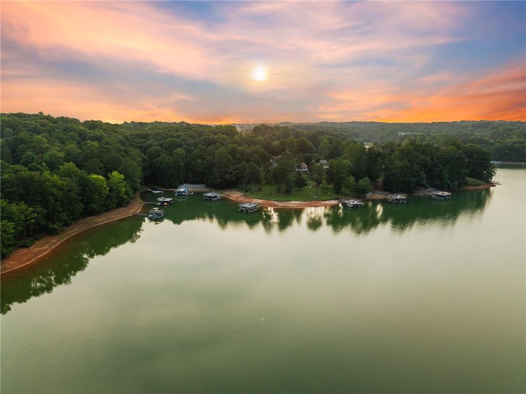 69 Winterhawk Cove
