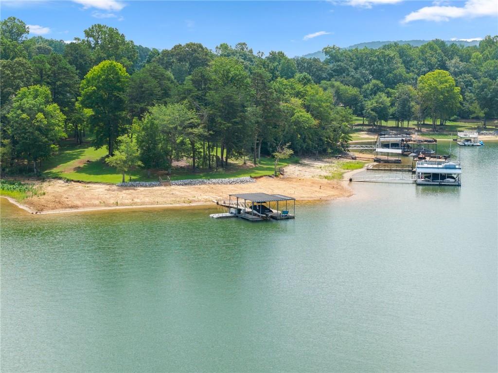 69 Winterhawk Cove