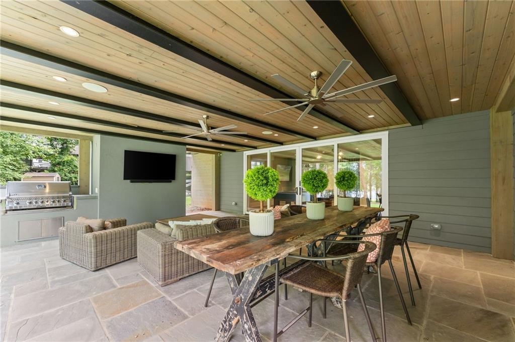 69 Winterhawk Cove