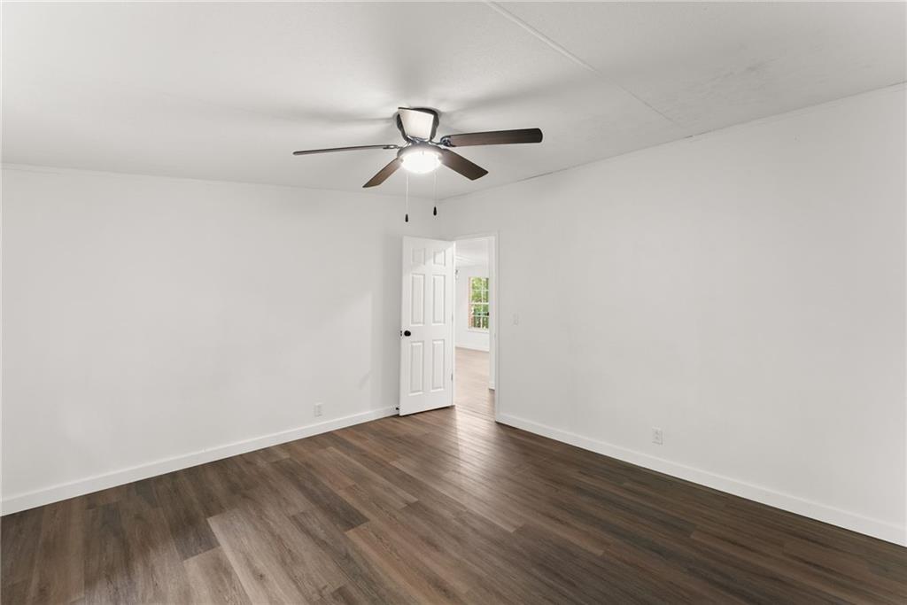 6220 Lee Lane