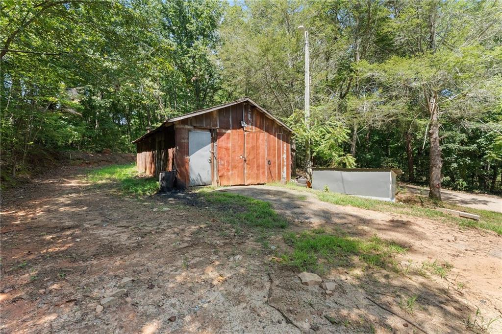 6220 Lee Lane