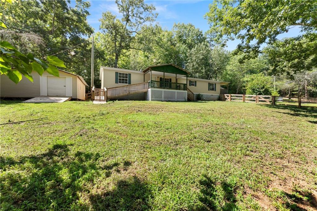 6220 Lee Lane