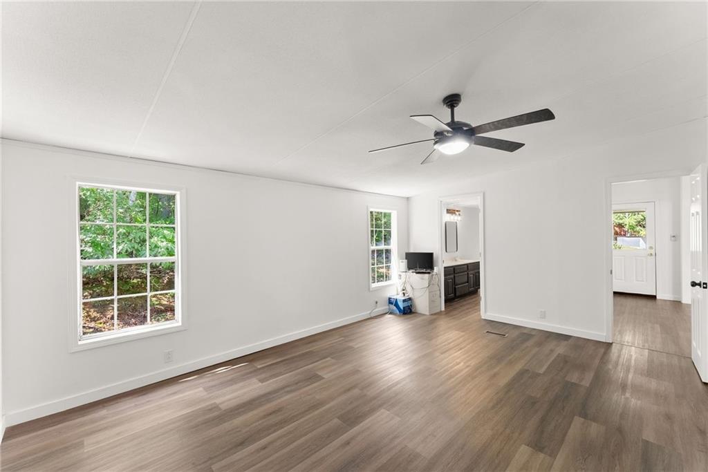 6220 Lee Lane
