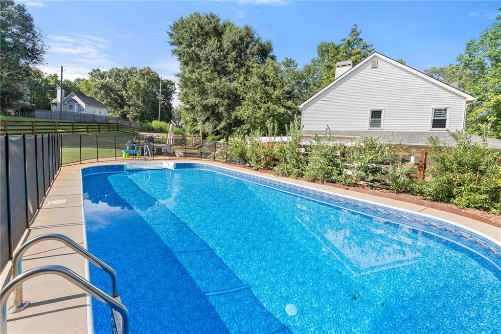 4001 Catawba Ridge