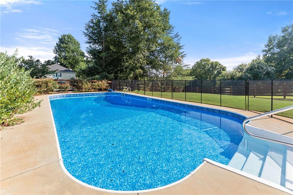 4001 Catawba Ridge