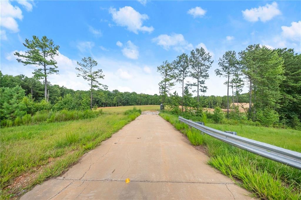 2811 Athens Highway