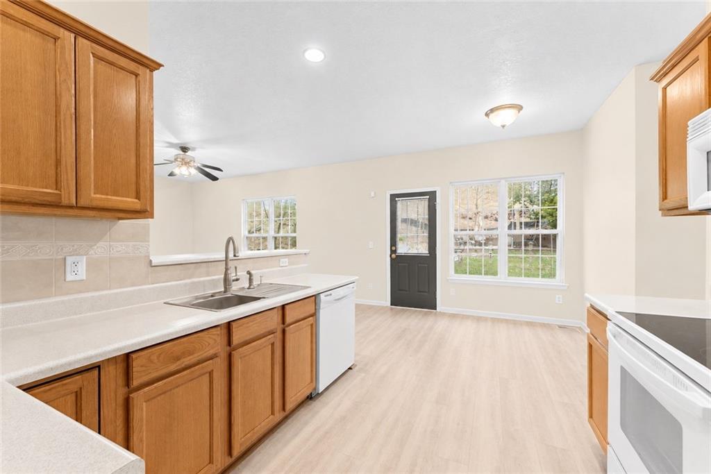 3451 Leisure Lane