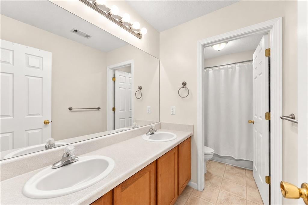 3451 Leisure Lane