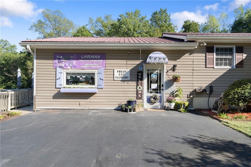2882 Red Oak Flats Road