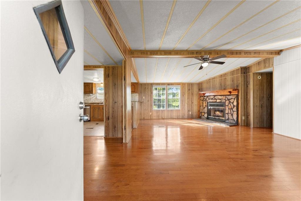 6078 Farmer Road