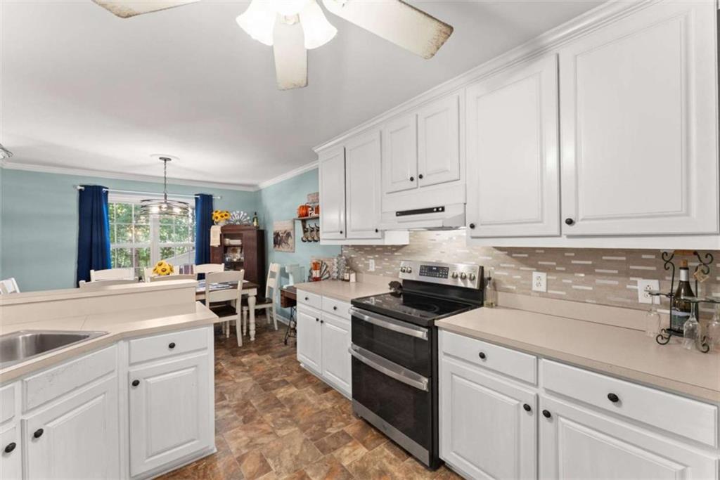 115 Tall Oaks Drive