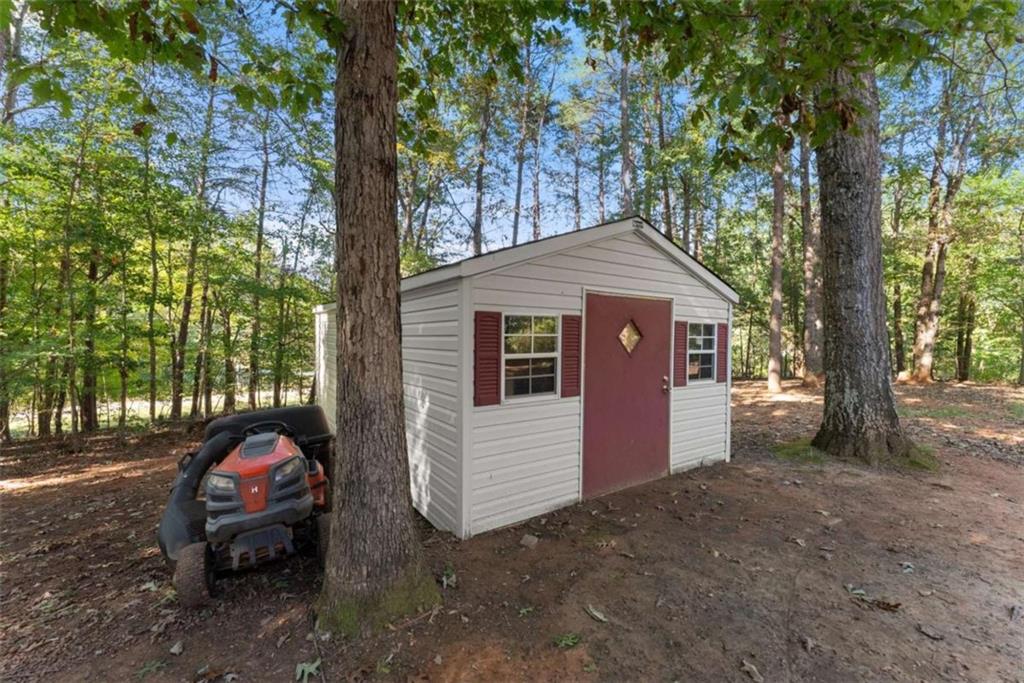 115 Tall Oaks Drive