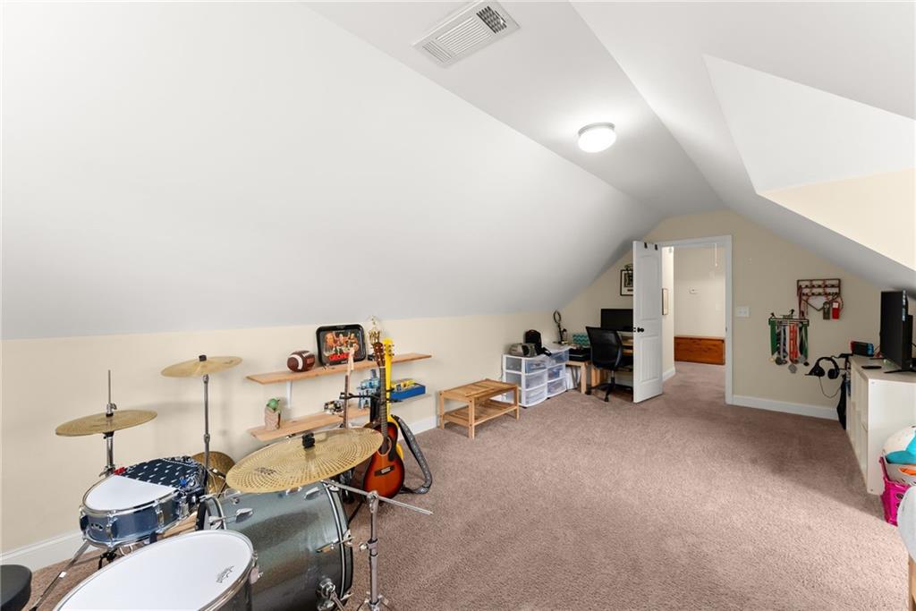 8817 Shallow Creek Trail