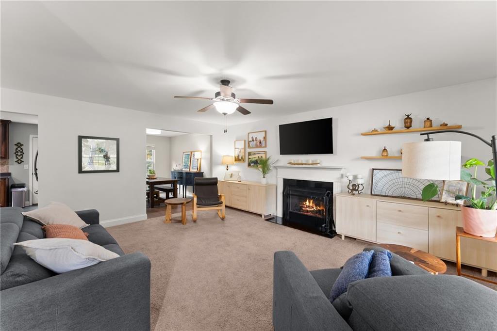 8817 Shallow Creek Trail