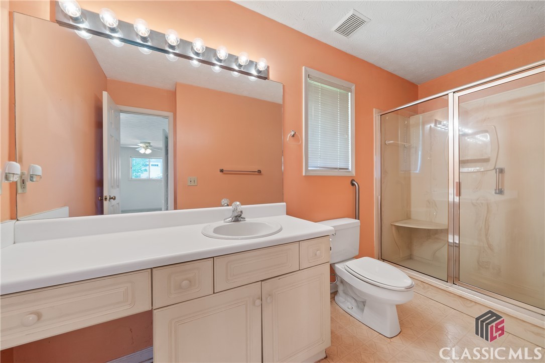 159 Lakeview Drive A