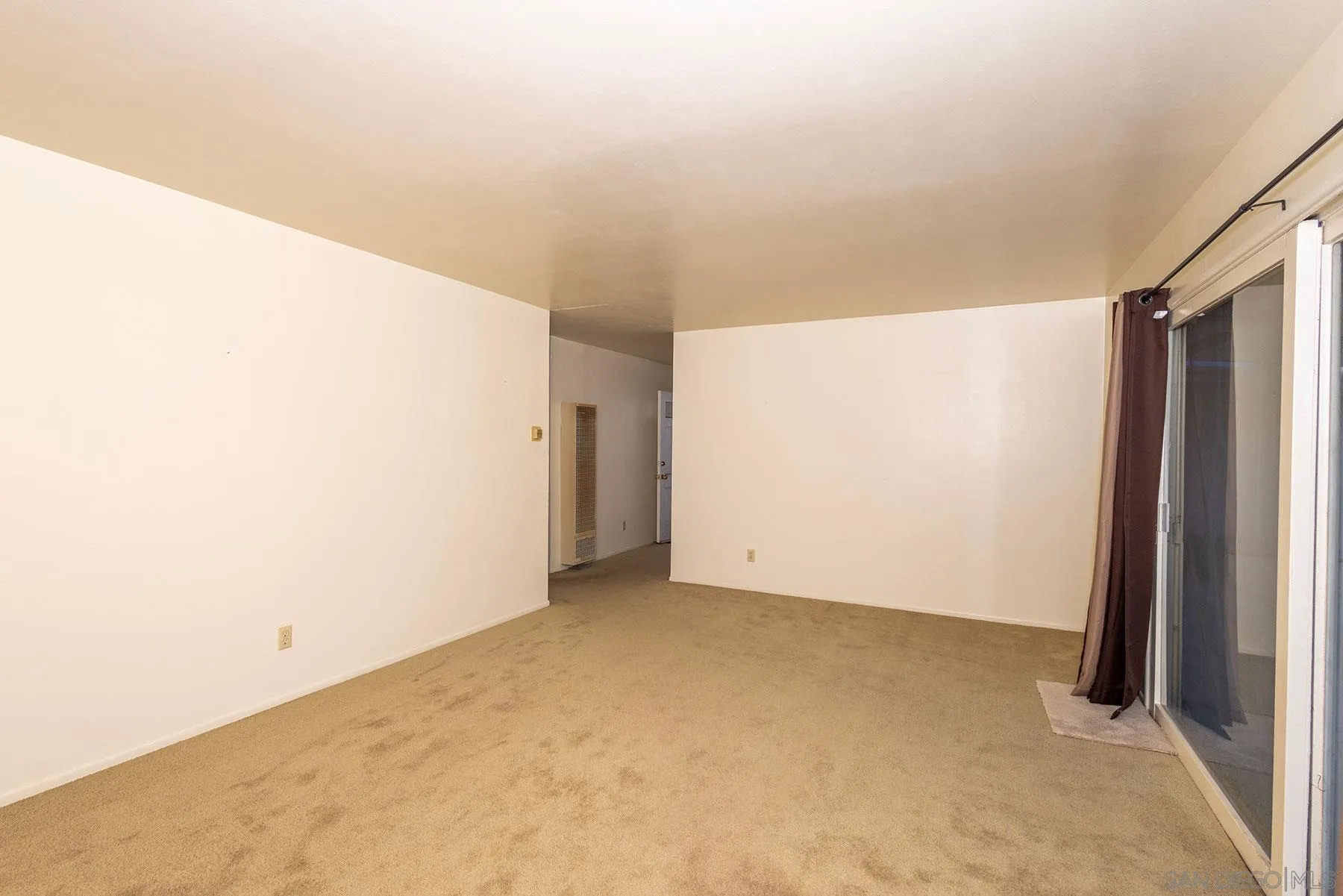 4682 Clairemont Dr