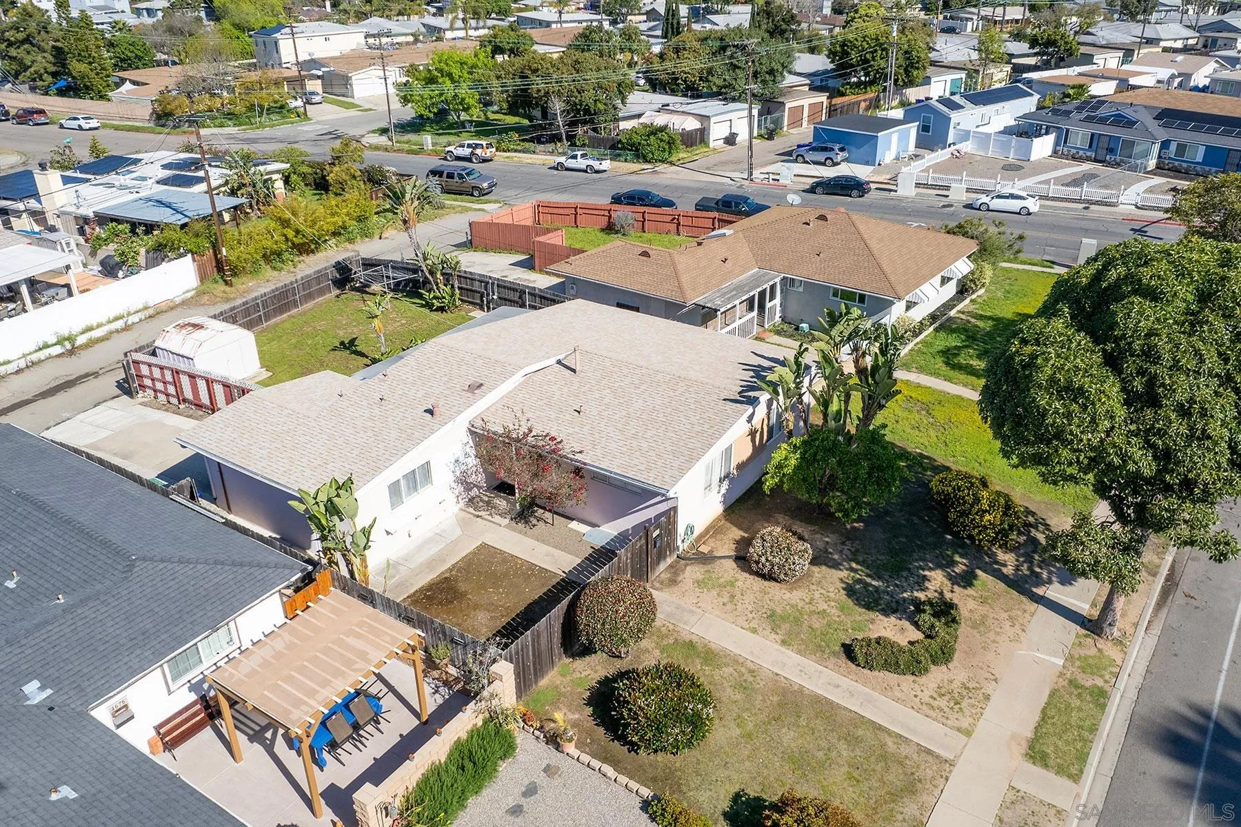 4682 Clairemont Dr