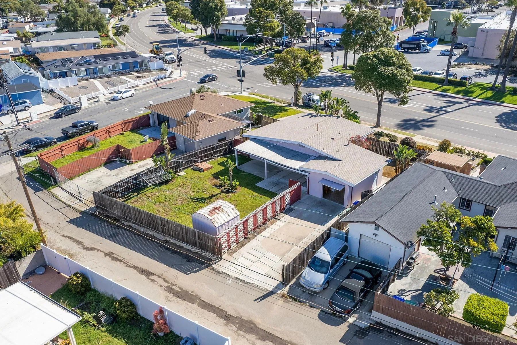 4682 Clairemont Dr