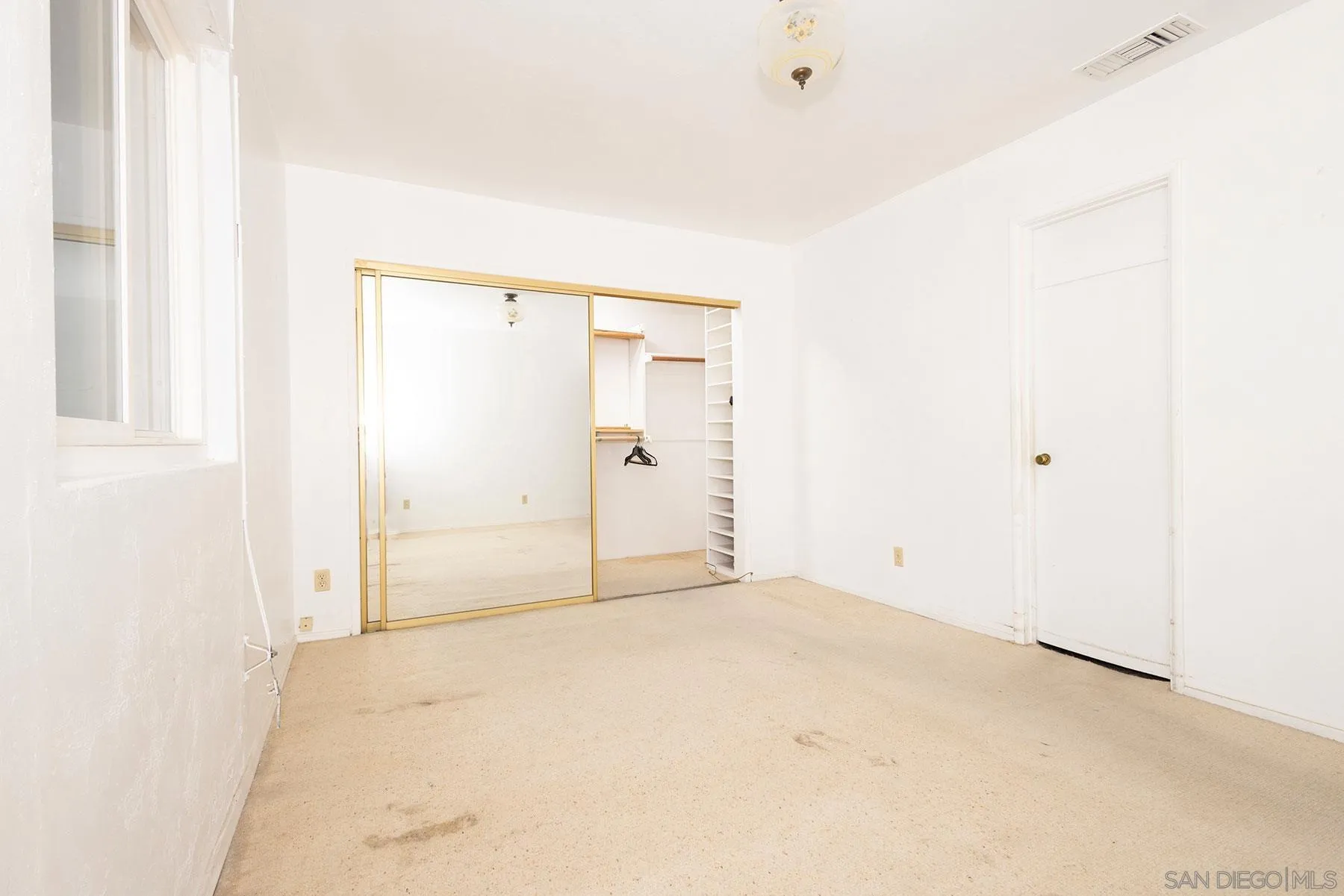 2585 Cowley Way