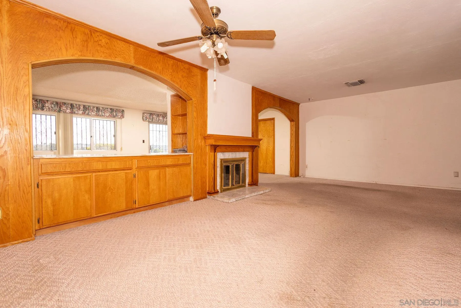 2585 Cowley Way