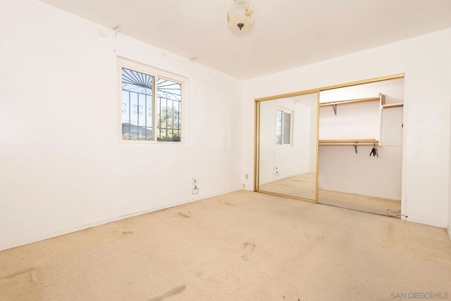 2585 Cowley Way