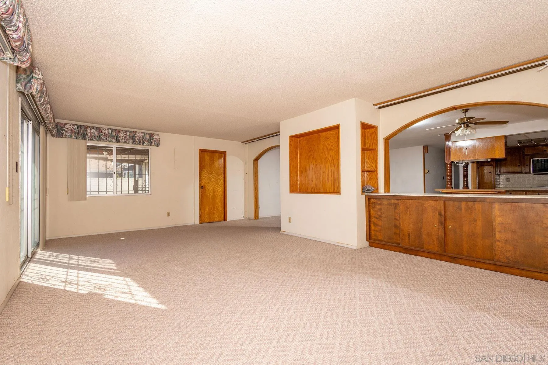 2585 Cowley Way