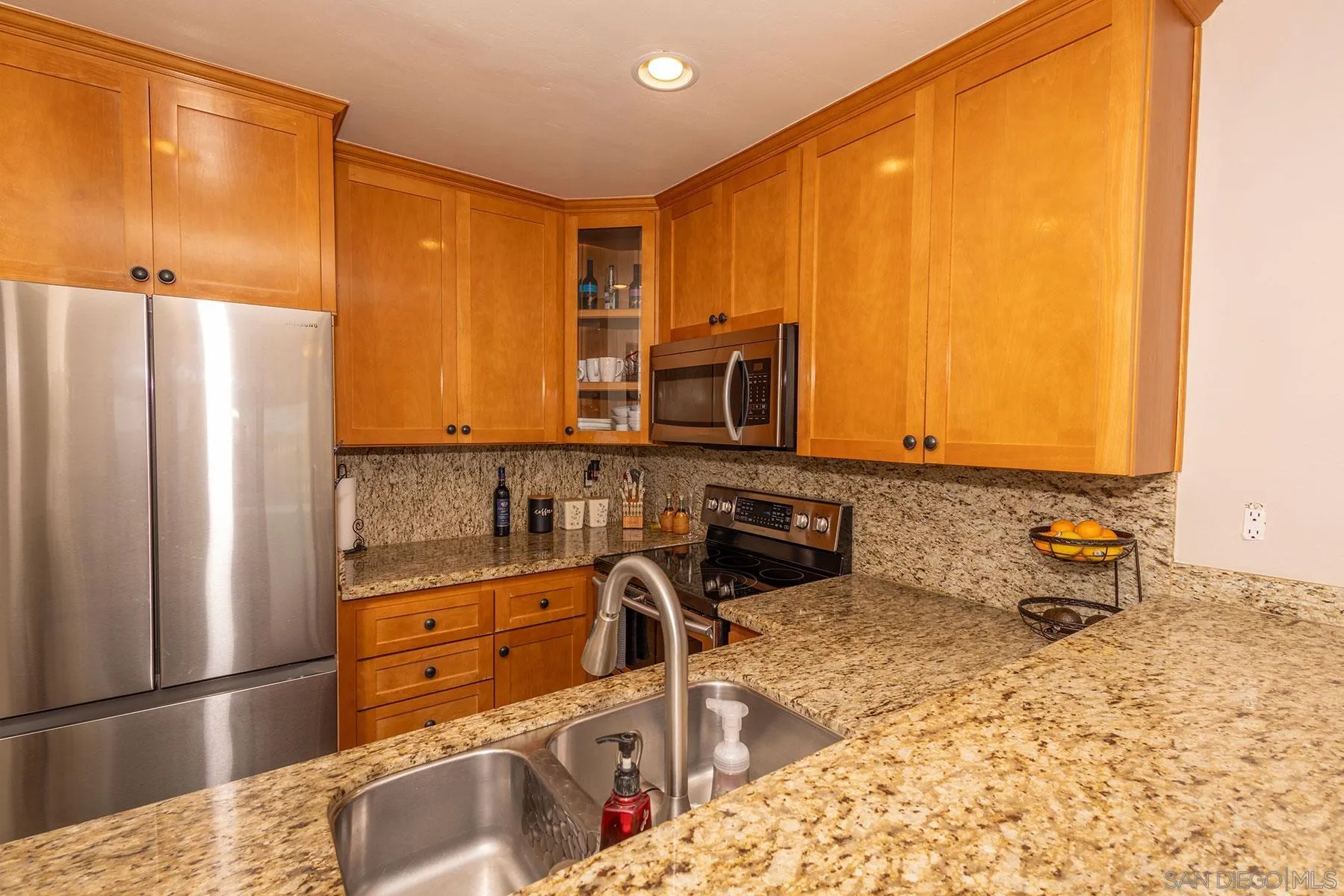3085 Cowley Way Unit 33