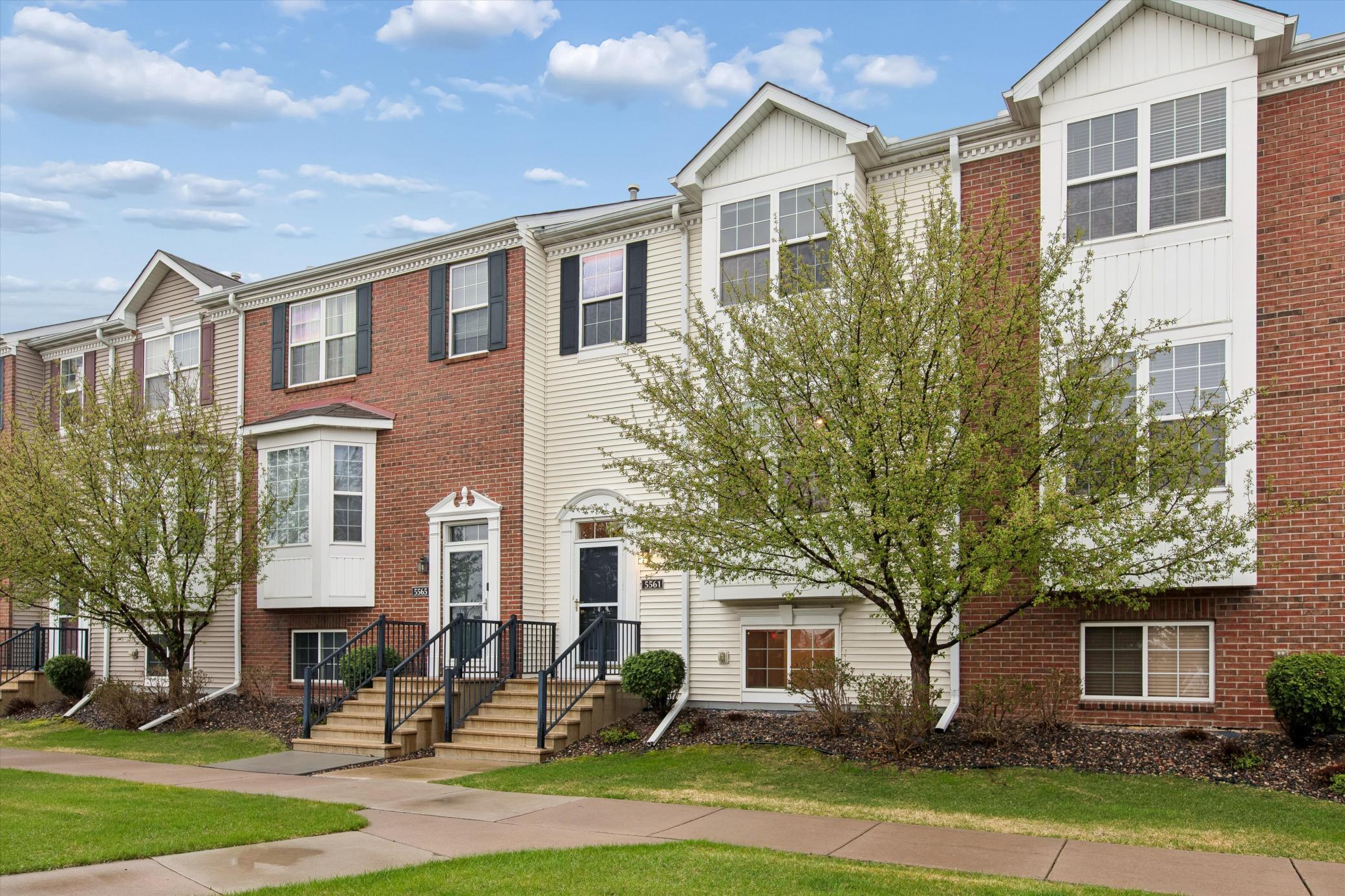 5561 Elm Grove Court