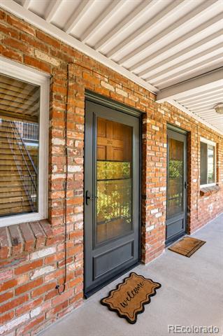 155 S Pennsylvania Street Unit: 202