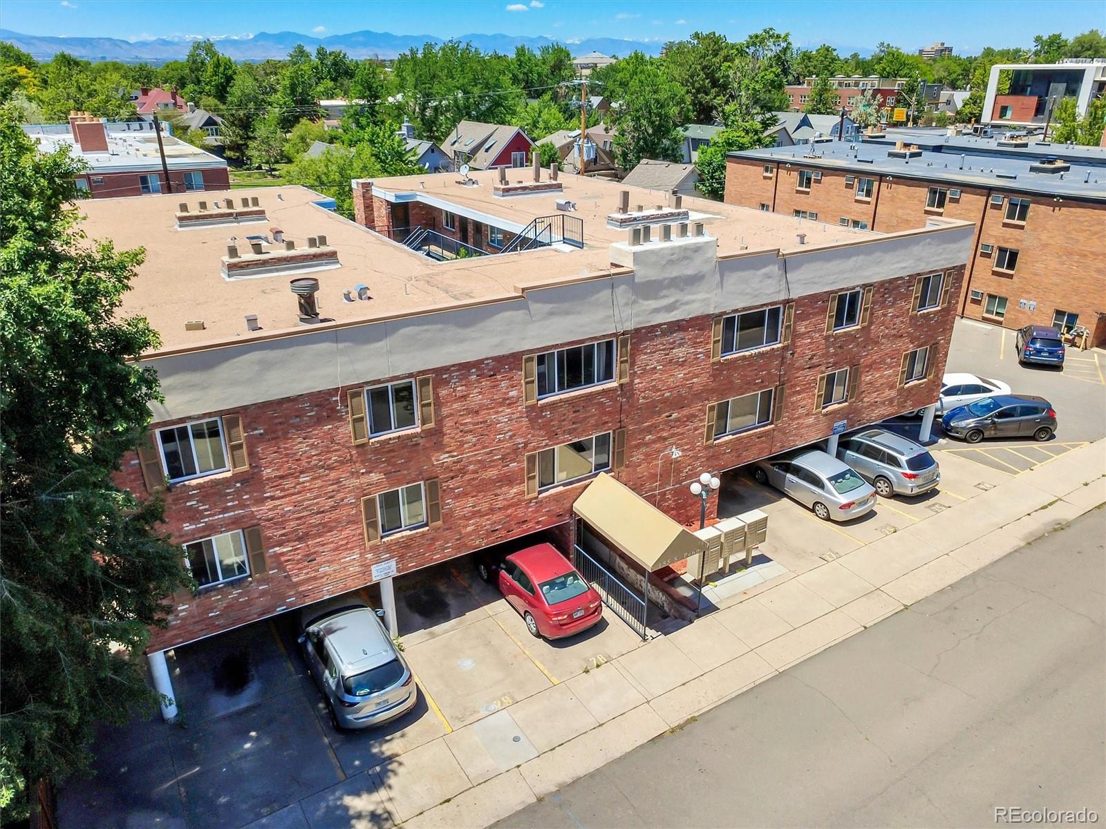 155 S Pennsylvania Street Unit: 202