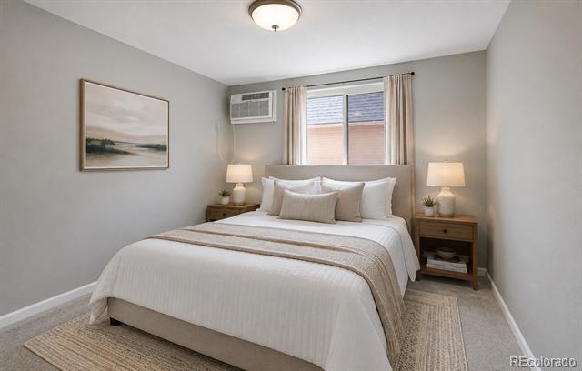 155 S Pennsylvania Street Unit: 202