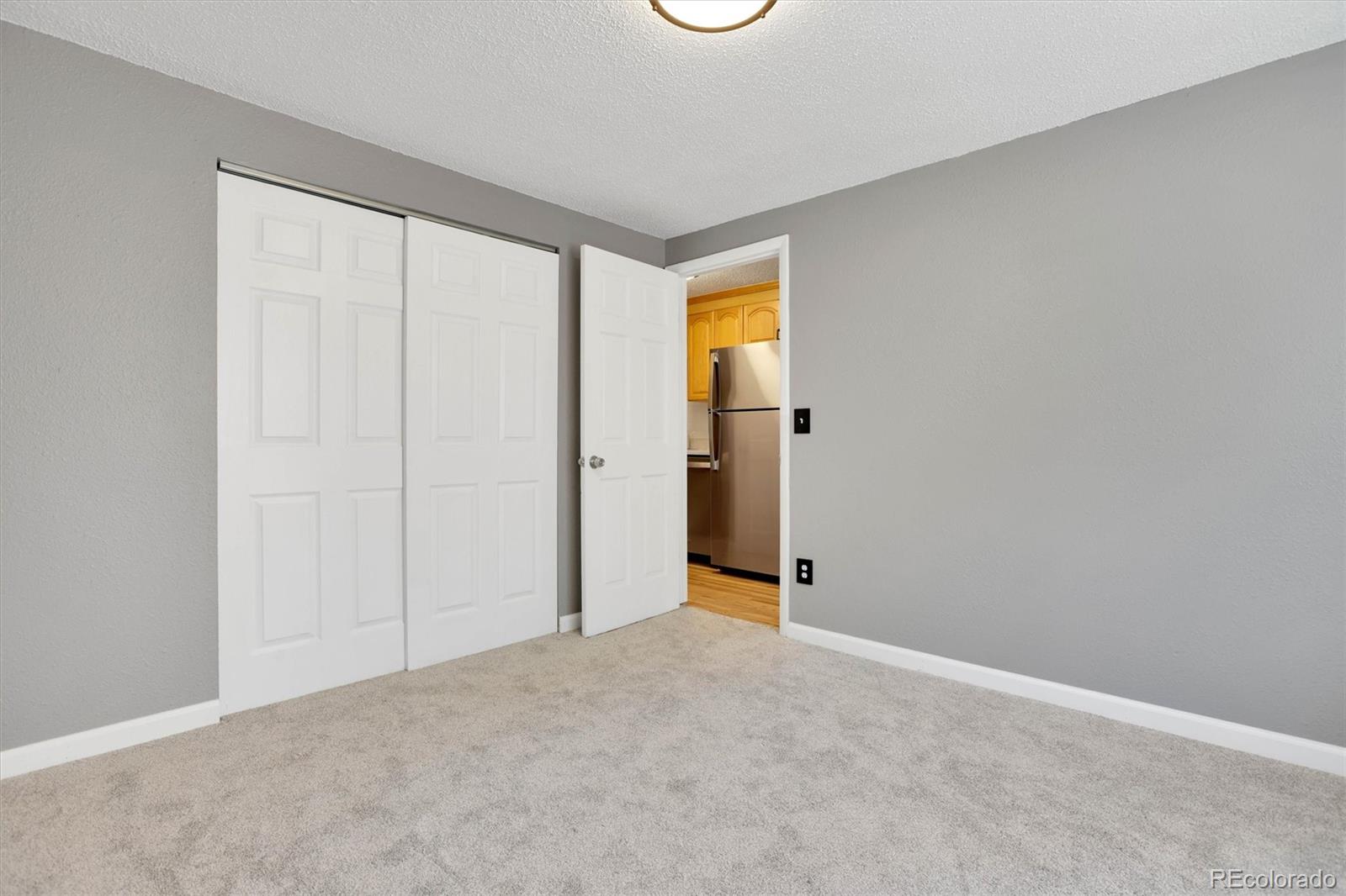 155 S Pennsylvania Street Unit: 202