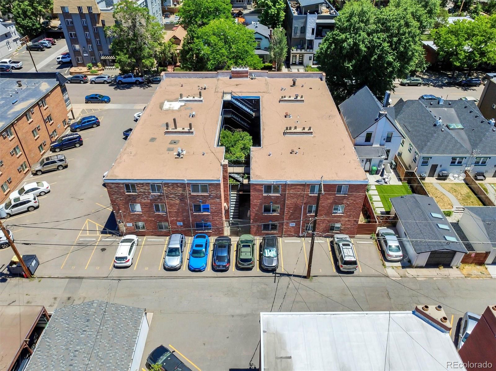 155 S Pennsylvania Street Unit: 202
