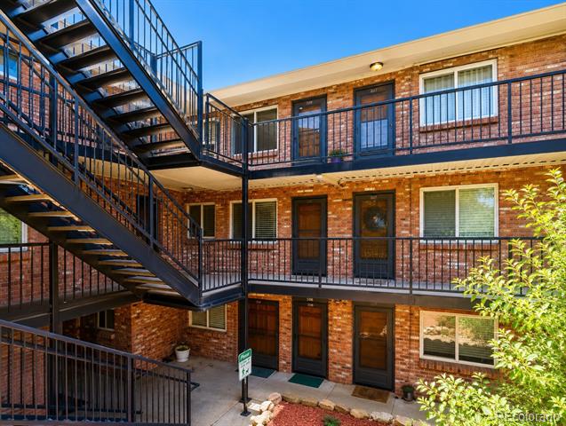 155 S Pennsylvania Street Unit: 202