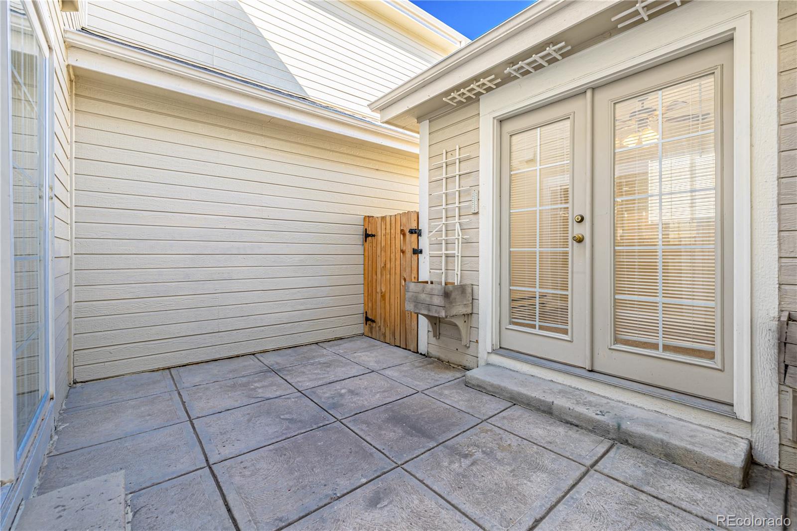 5155 W Quincy Avenue Unit: M-104