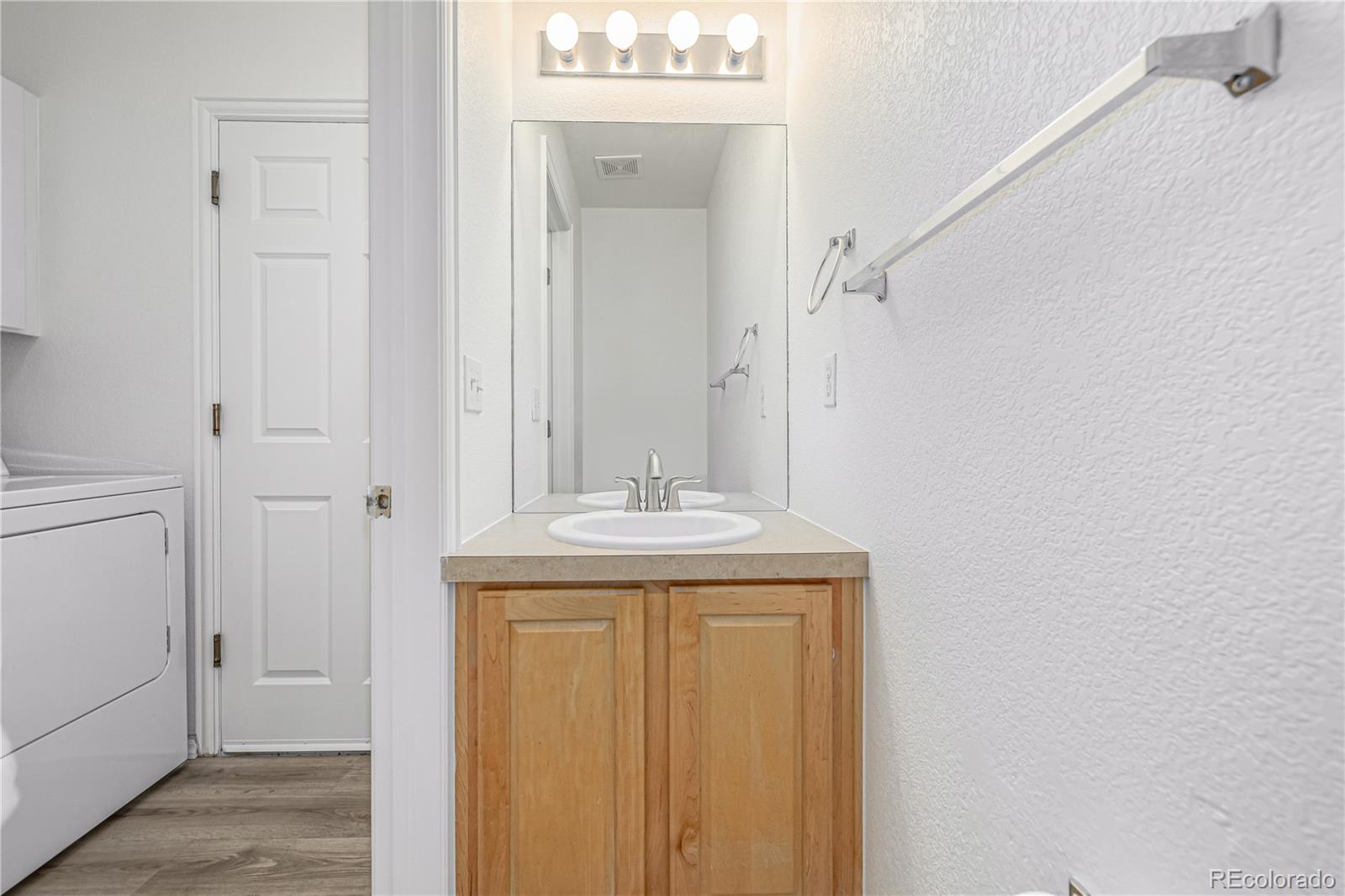 5155 W Quincy Avenue Unit: M-104